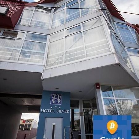 Hotel Silver Осиек Экстерьер фото