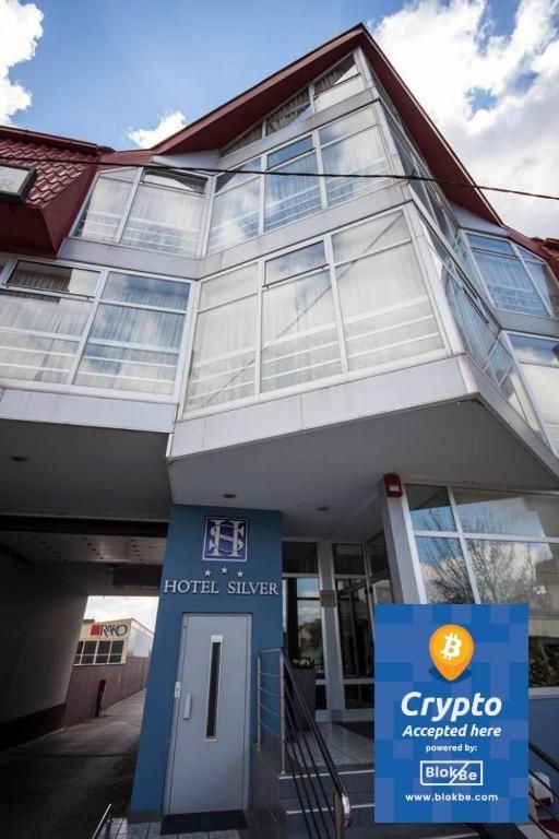 Hotel Silver Осиек Экстерьер фото