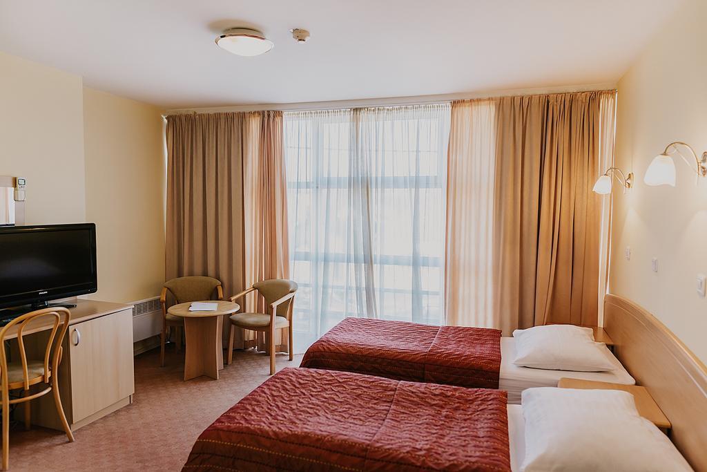 Hotel Silver Осиек Номер фото