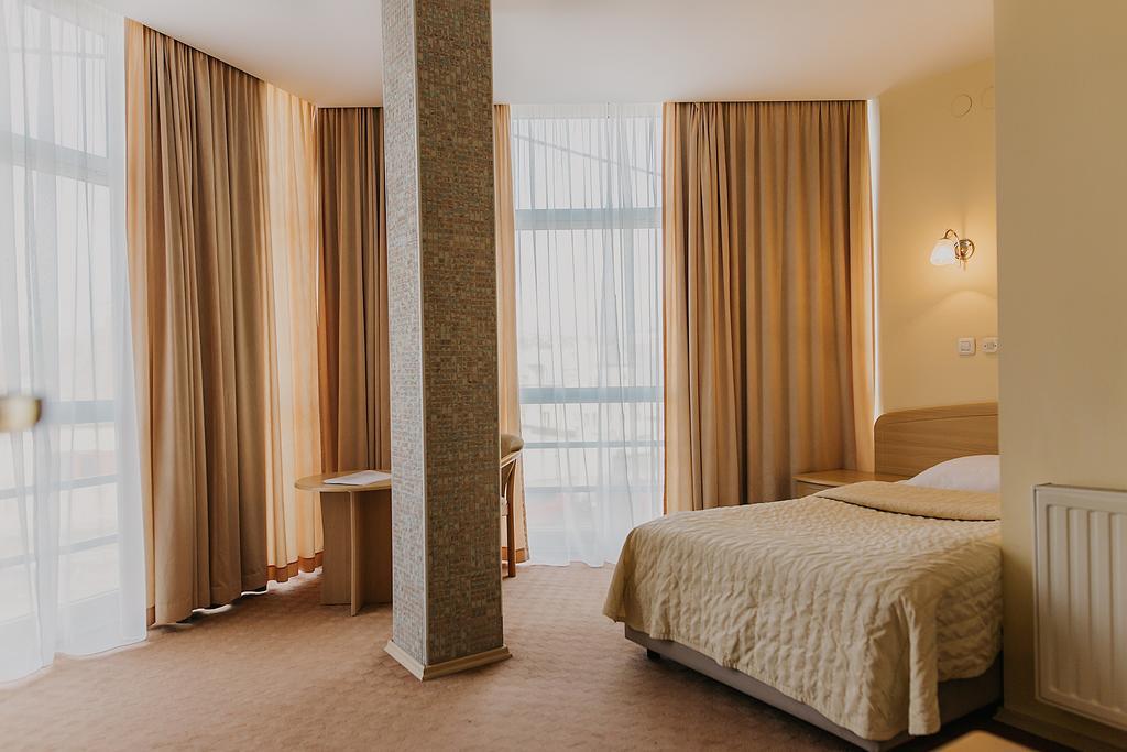 Hotel Silver Осиек Номер фото
